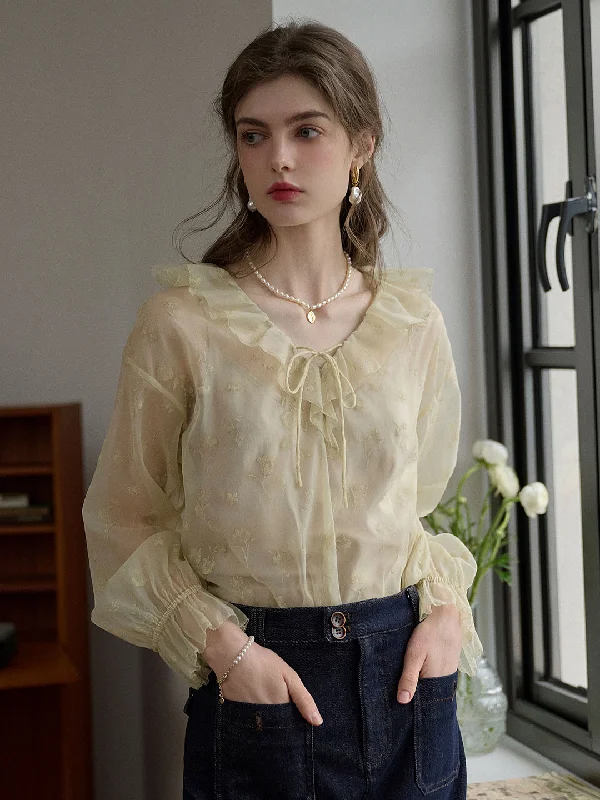 Selah Rose Jacquard Ruffled V-neck Ruffled Sleeve Blouse (With Lined Sling Top)