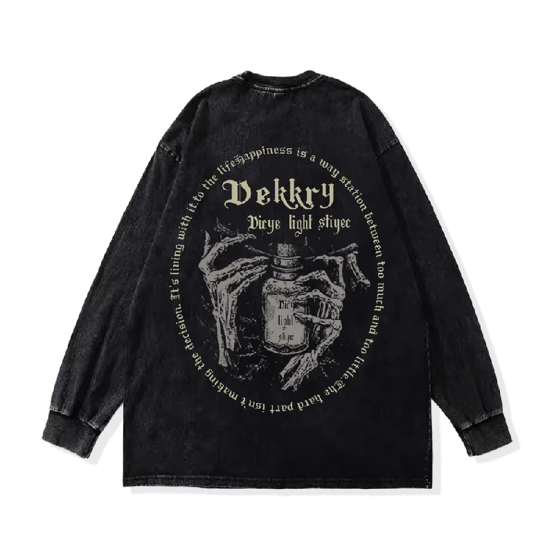 Letter Skull Hand Graphic Washed Sweatshirt